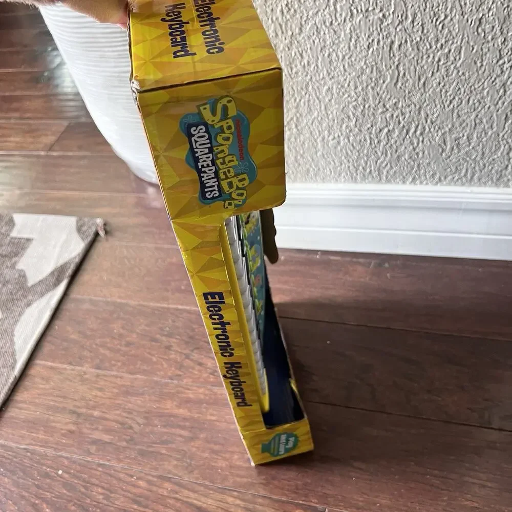 RARE SpongeBob SquarePants Electronic Keyboard Toy NEW Tested Lights Up Records